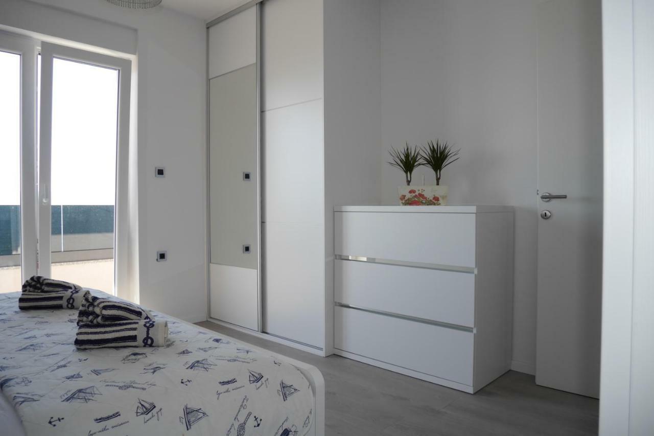 ז'סניסה Luxury Apartments Beach מראה חיצוני תמונה