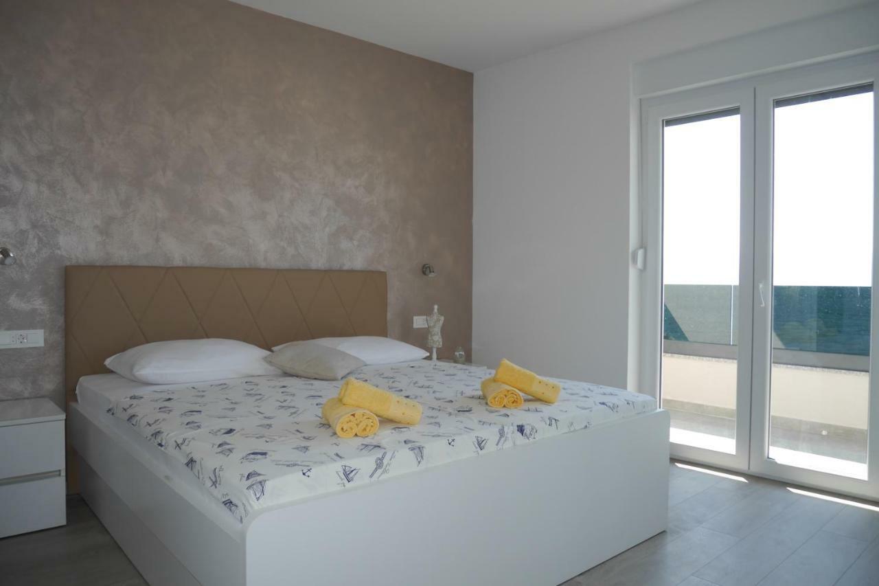 ז'סניסה Luxury Apartments Beach מראה חיצוני תמונה