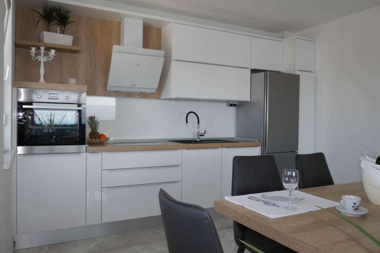 ז'סניסה Luxury Apartments Beach מראה חיצוני תמונה